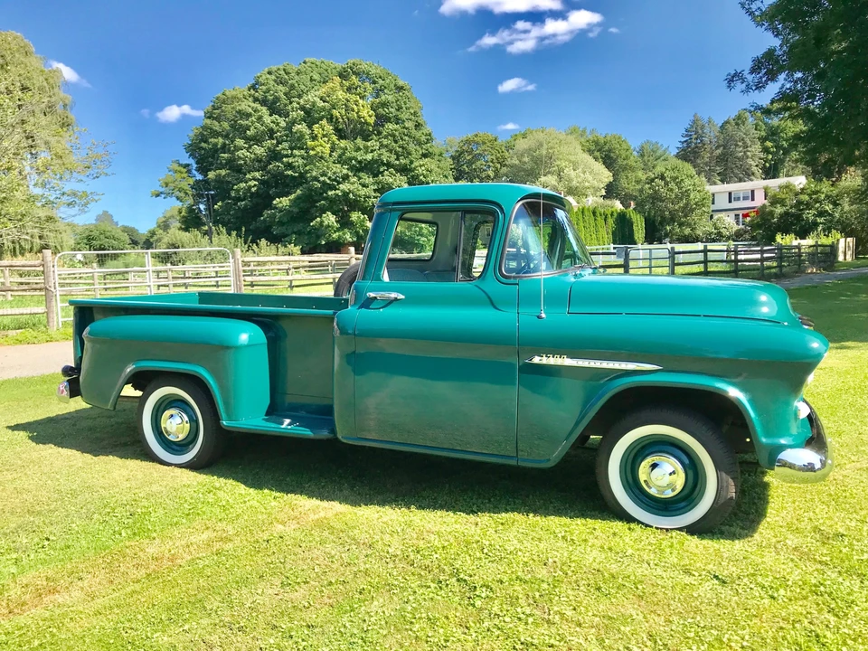 1955 Chevrolet Task Force - Image 8 of 31