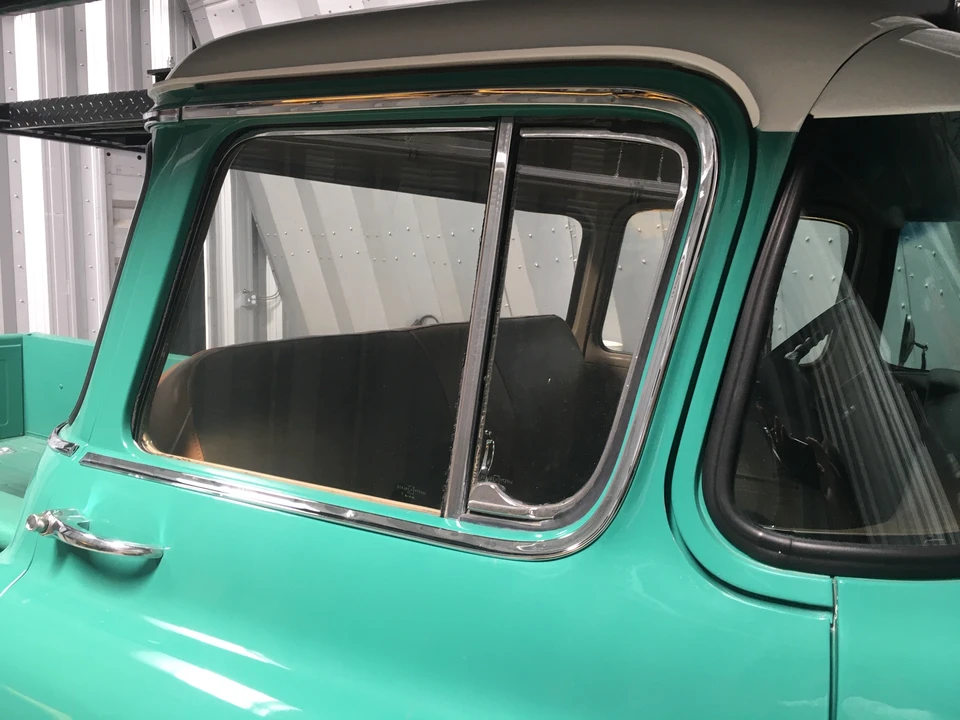 1955 Chevrolet Task Force - Image 24 of 31