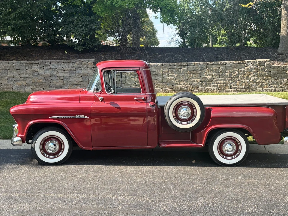 1955 Chevrolet Task Force - Image 4 of 31