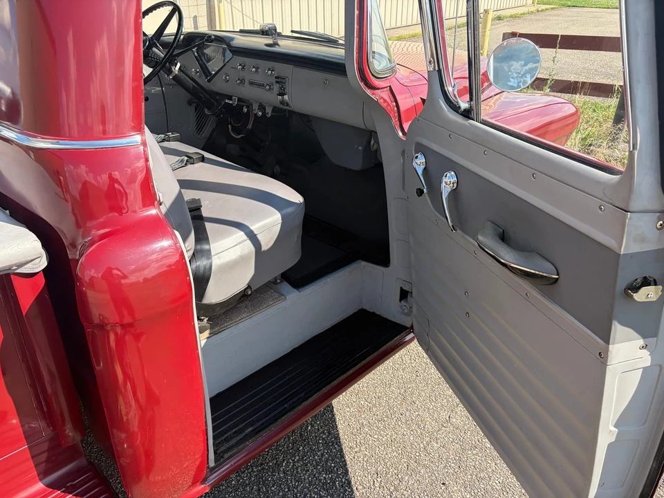 1955 Chevrolet Task Force - Image 23 of 31