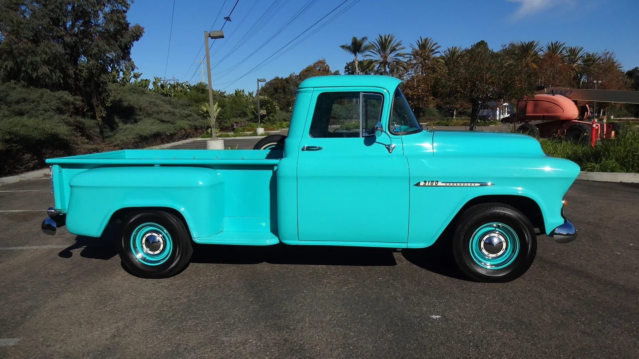 1955 Chevrolet Task Force - Image 8 of 31