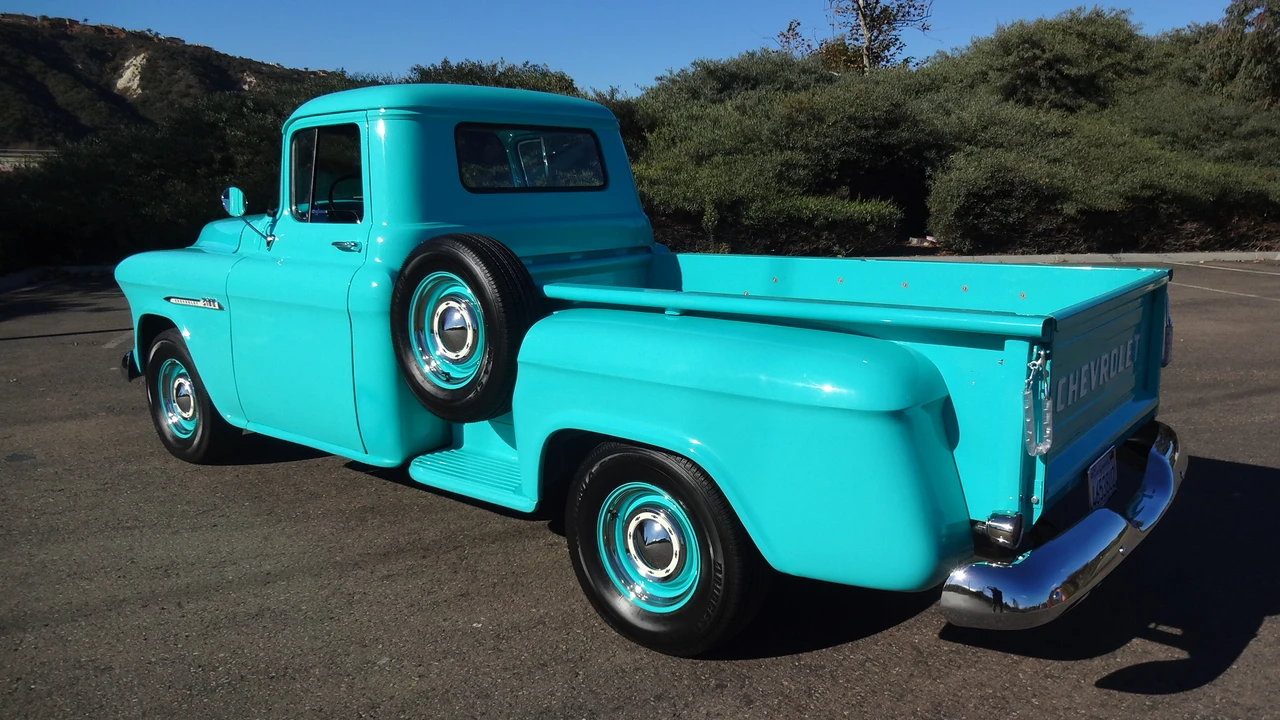 1955 Chevrolet Task Force - Image 15 of 31
