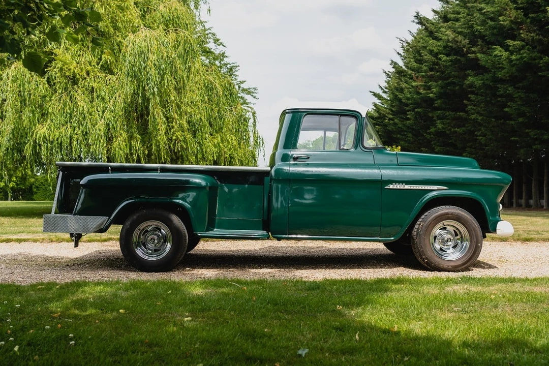 1955 Chevrolet Task Force - Image 23 of 30