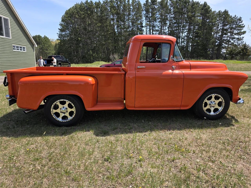 1955 Chevrolet Task Force - Image 8 of 31