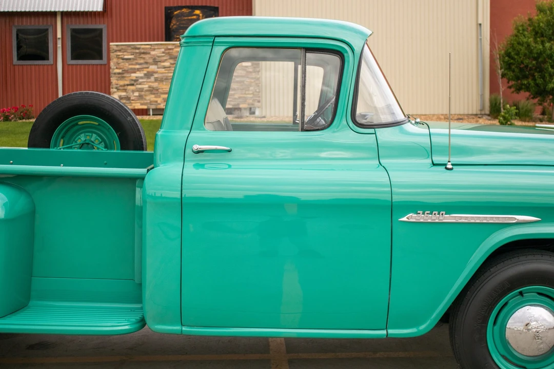 1955 Chevrolet Task Force - Image 26 of 31
