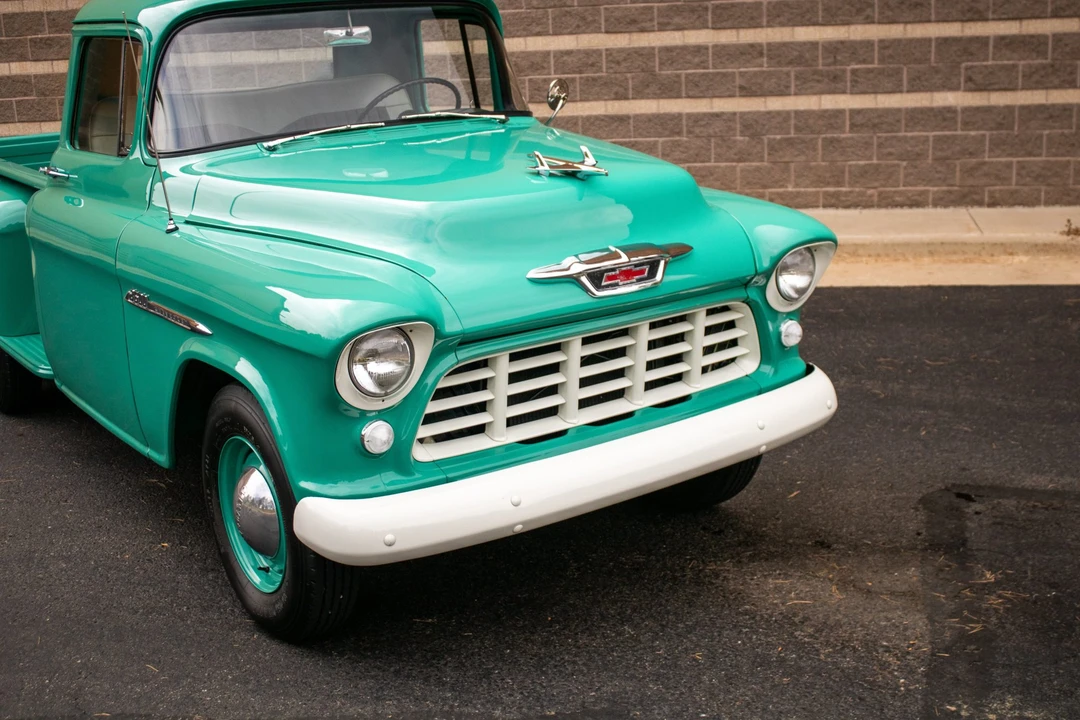1955 Chevrolet Task Force - Image 23 of 31