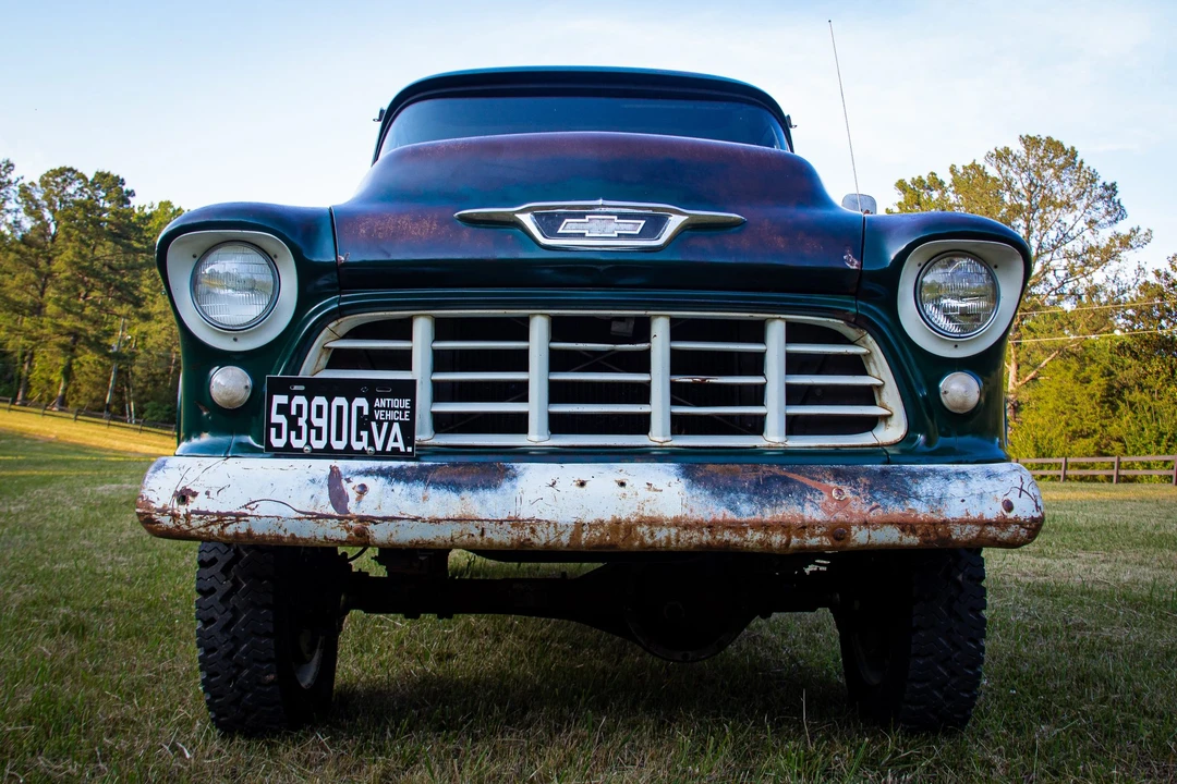 1955 Chevrolet Task Force - Image 9 of 31
