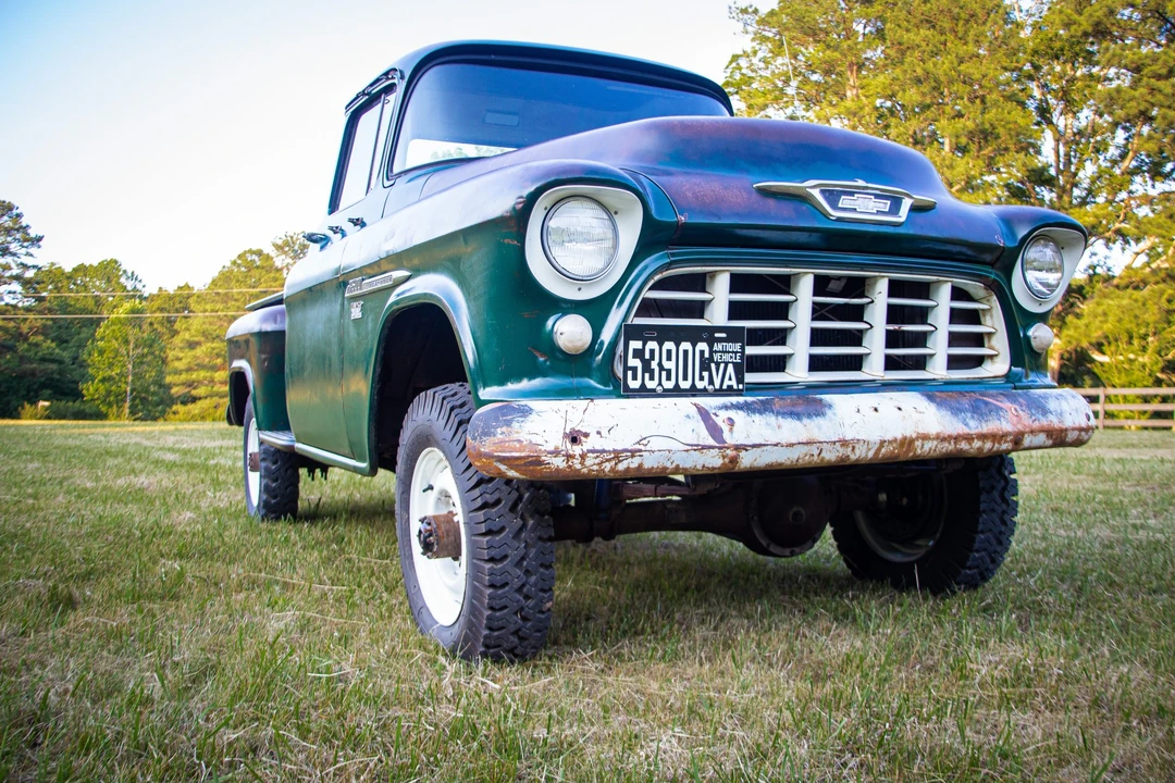1955 Chevrolet Task Force - Image 7 of 31