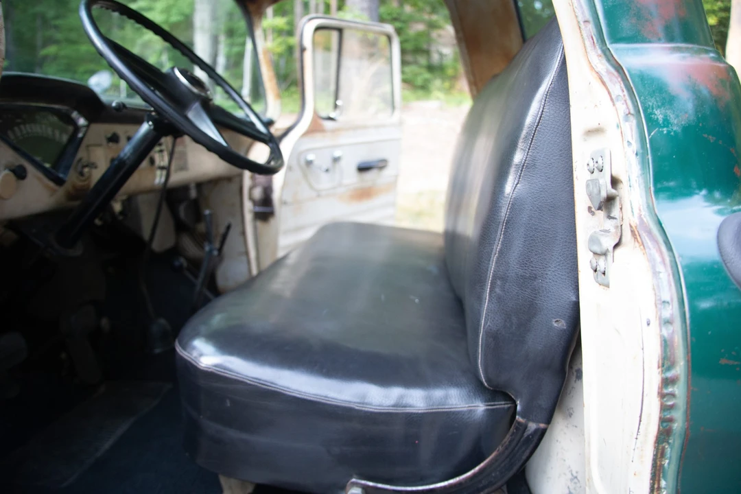 1955 Chevrolet Task Force - Image 30 of 31