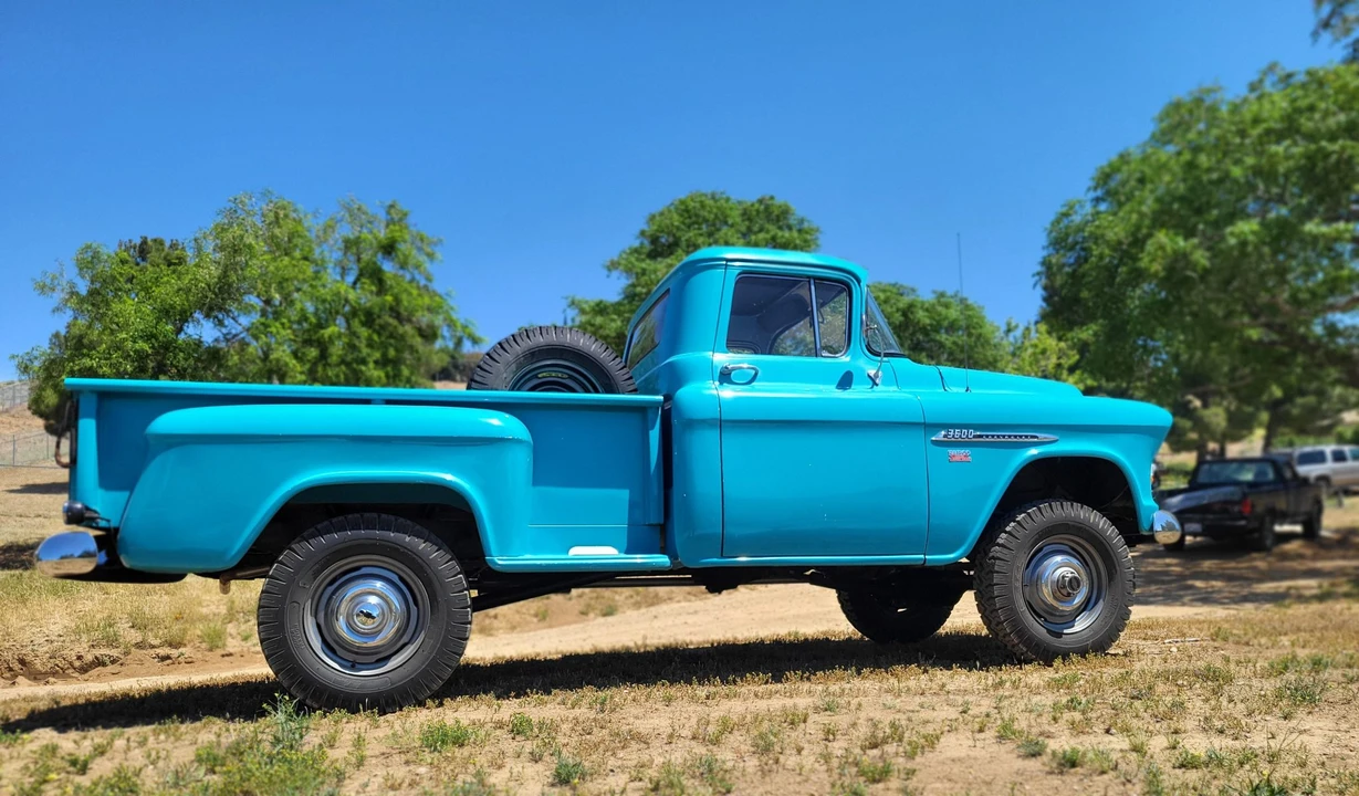 1955 Chevrolet Task Force - Image 7 of 31