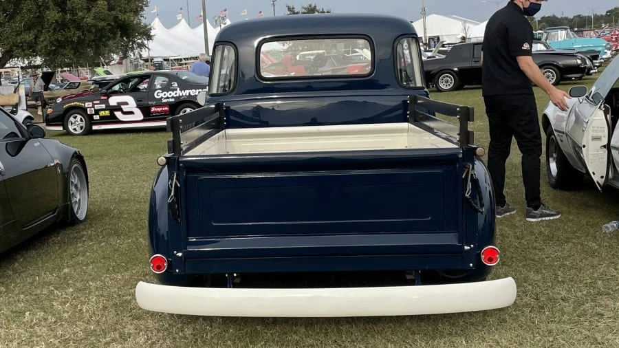 1955 Chevrolet Task Force - Image 6 of 7