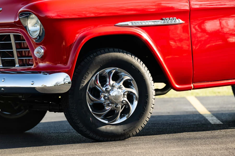 1955 Chevrolet Task Force - Image 24 of 31