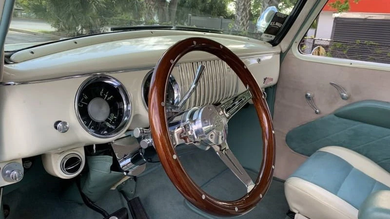 1955 Chevrolet Task Force - Image 5 of 20