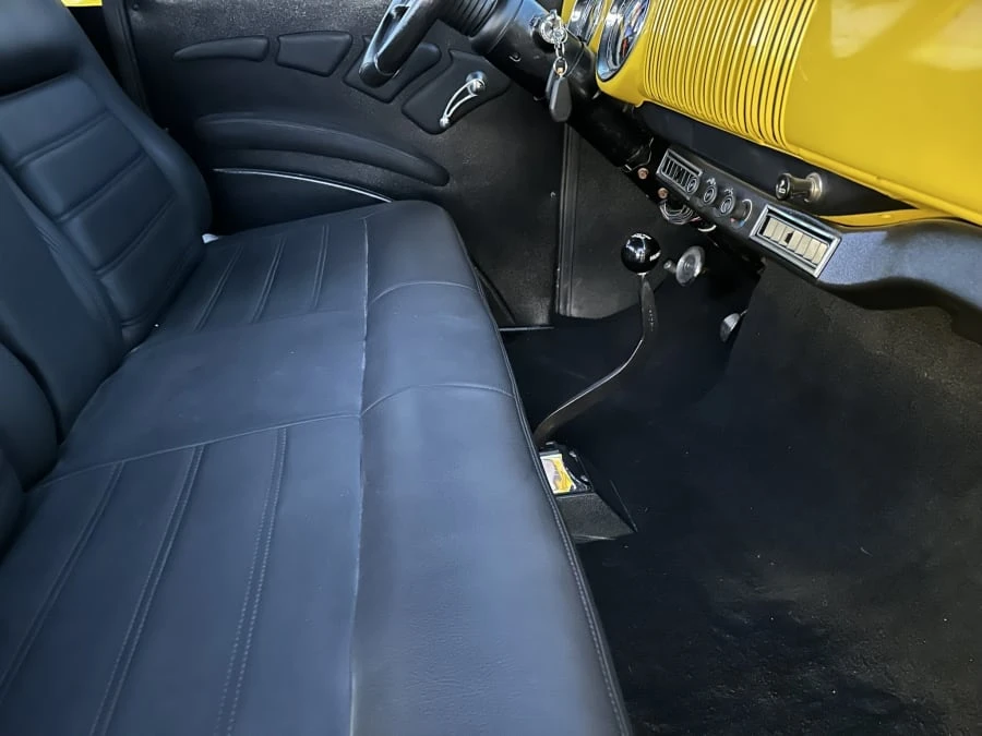 1955 Chevrolet Task Force - Image 26 of 31