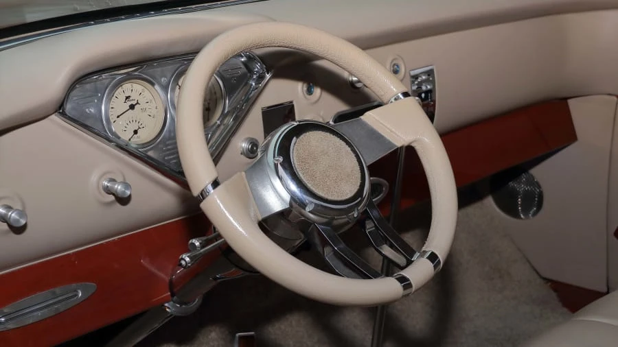 1955 Chevrolet Task Force - Image 9 of 24