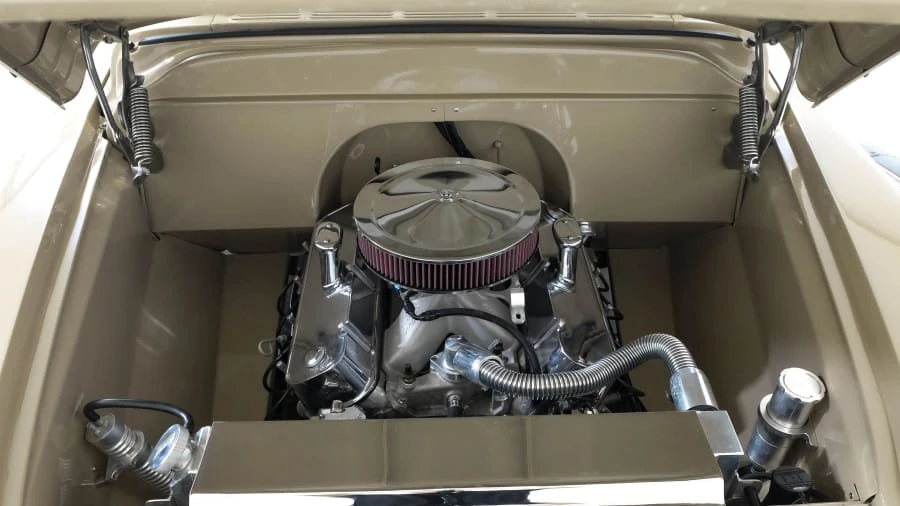 1955 Chevrolet Task Force - Image 10 of 19