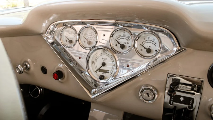 1955 Chevrolet Task Force - Image 5 of 19