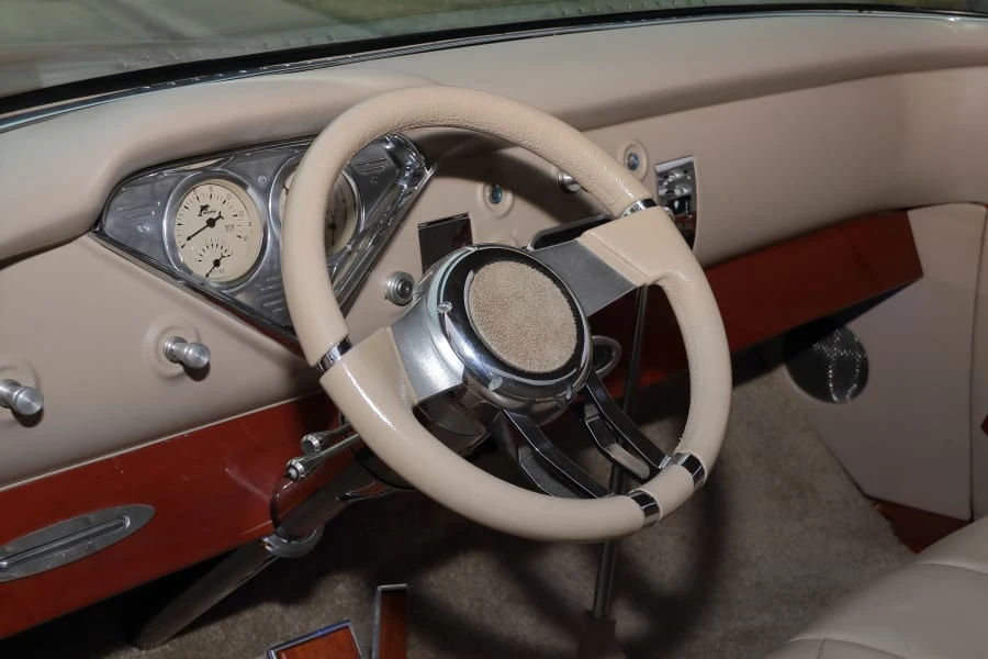 1955 Chevrolet Task Force - Image 9 of 24