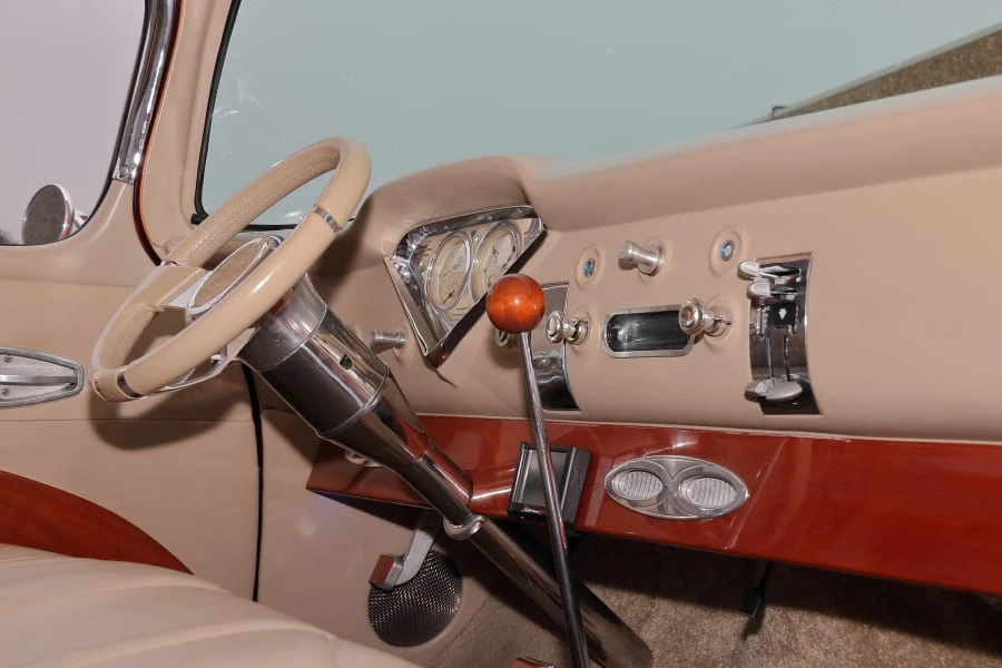 1955 Chevrolet Task Force - Image 22 of 24