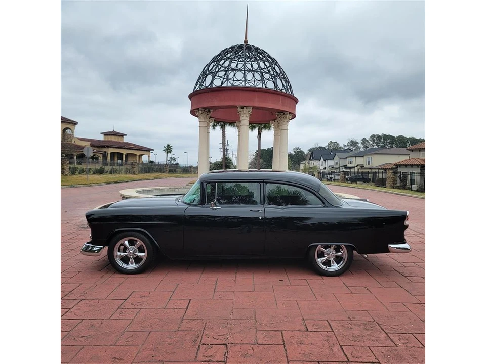 1955 Chevrolet Tri-Five Bel Air 2-Door Hardtop & Coupe - Image 2 of 31
