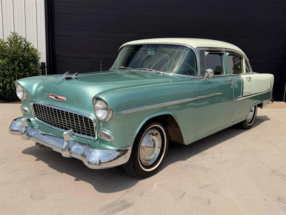 1955 Chevrolet Tri-Five Bel Air 2-Door Hardtop & Coupe - Image 2 of 31