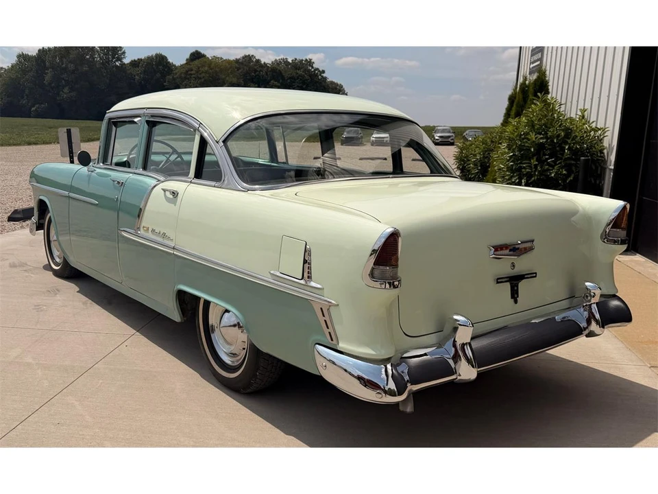 1955 Chevrolet Tri-Five Bel Air 2-Door Hardtop & Coupe - Image 4 of 31