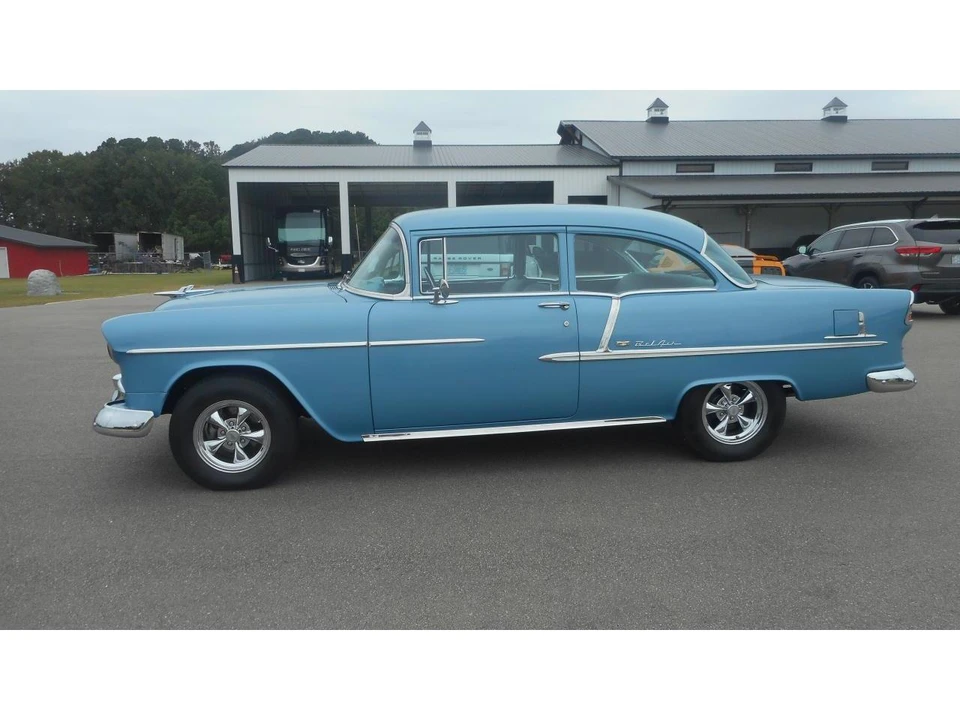 1955 Chevrolet Tri-Five Bel Air 2-Door Hardtop & Coupe - Image 4 of 31