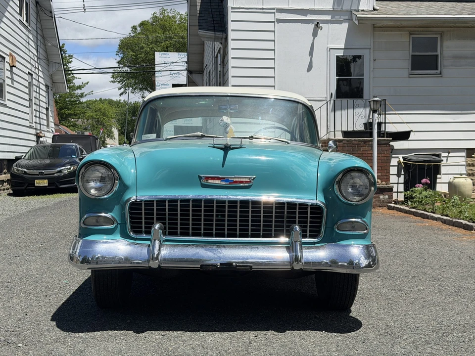 1955 Chevrolet Tri-Five Bel Air Sedan & Wagon - Image 4 of 31