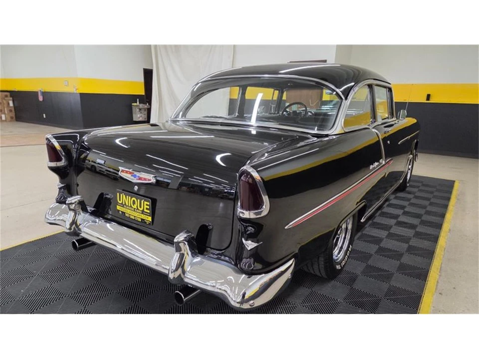 1955 Chevrolet Tri-Five Bel Air 2-Door Hardtop & Coupe - Image 4 of 31
