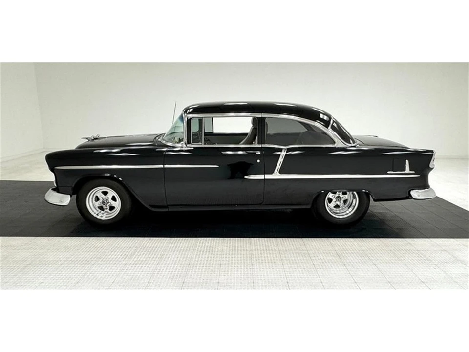 1955 Chevrolet Tri-Five Bel Air 2-Door Hardtop & Coupe - Image 2 of 31