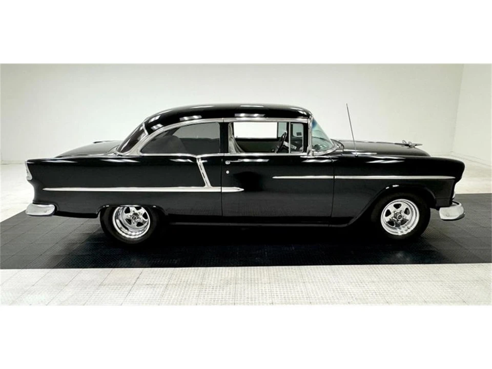 1955 Chevrolet Tri-Five Bel Air 2-Door Hardtop & Coupe - Image 6 of 31