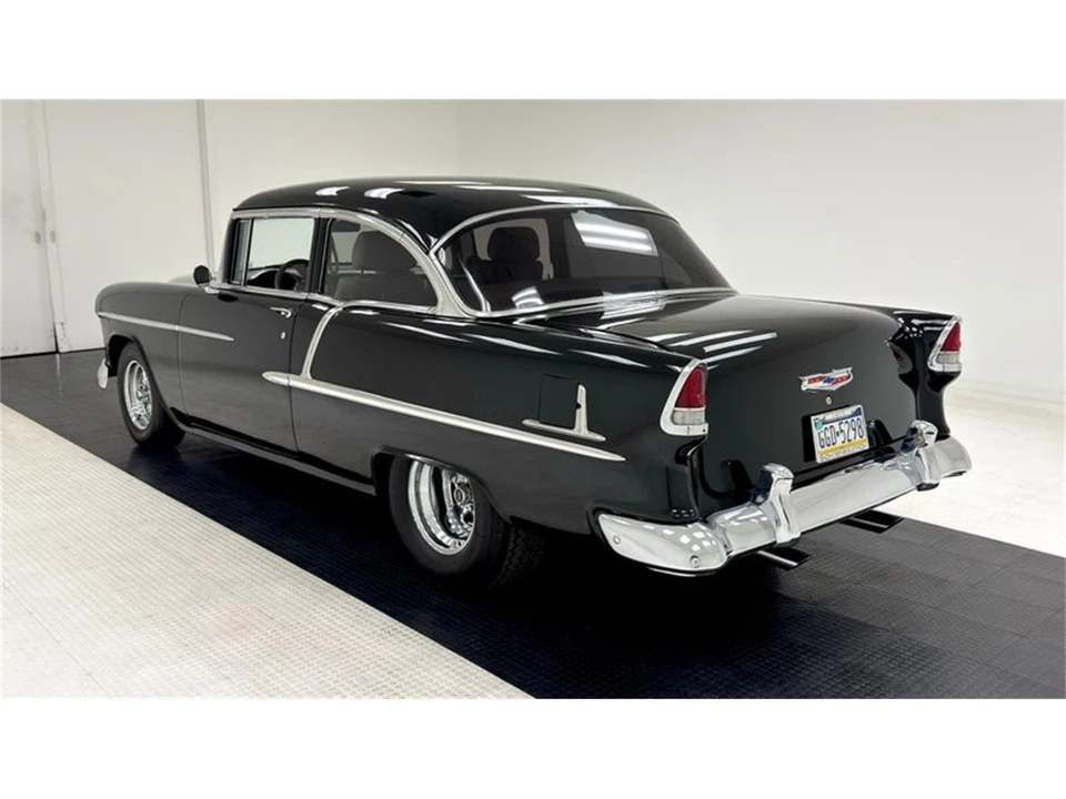 1955 Chevrolet Tri-Five Bel Air 2-Door Hardtop & Coupe - Image 3 of 31