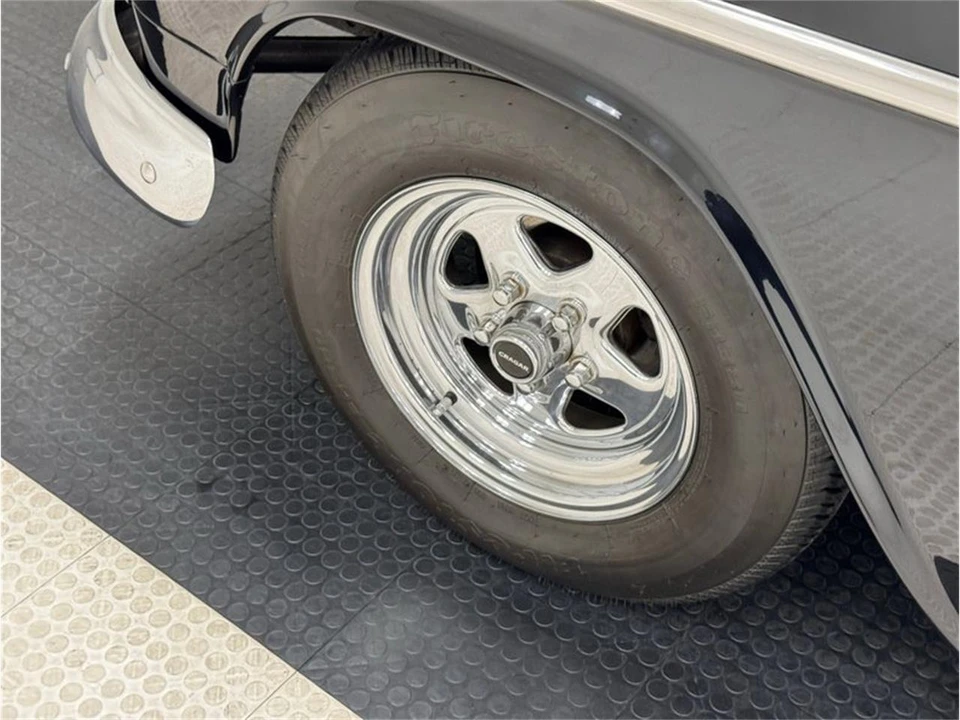 1955 Chevrolet Tri-Five Bel Air 2-Door Hardtop & Coupe - Image 12 of 31