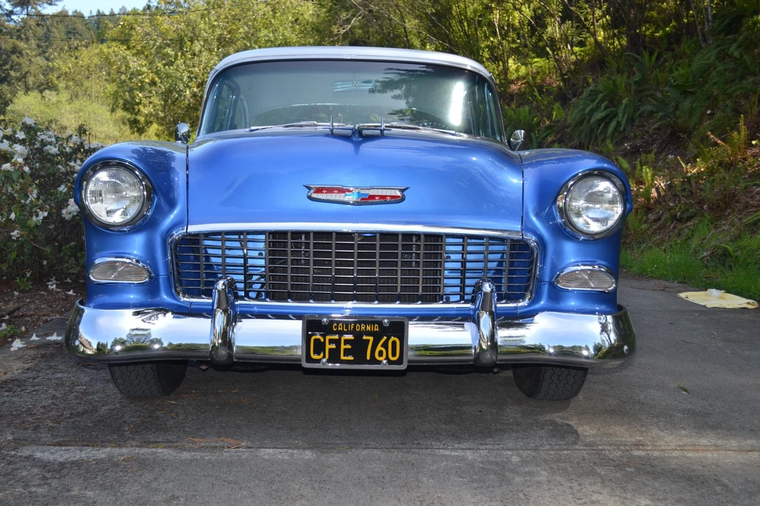 1955 Chevrolet Tri-Five Bel Air 2-Door Hardtop & Coupe - Image 4 of 31