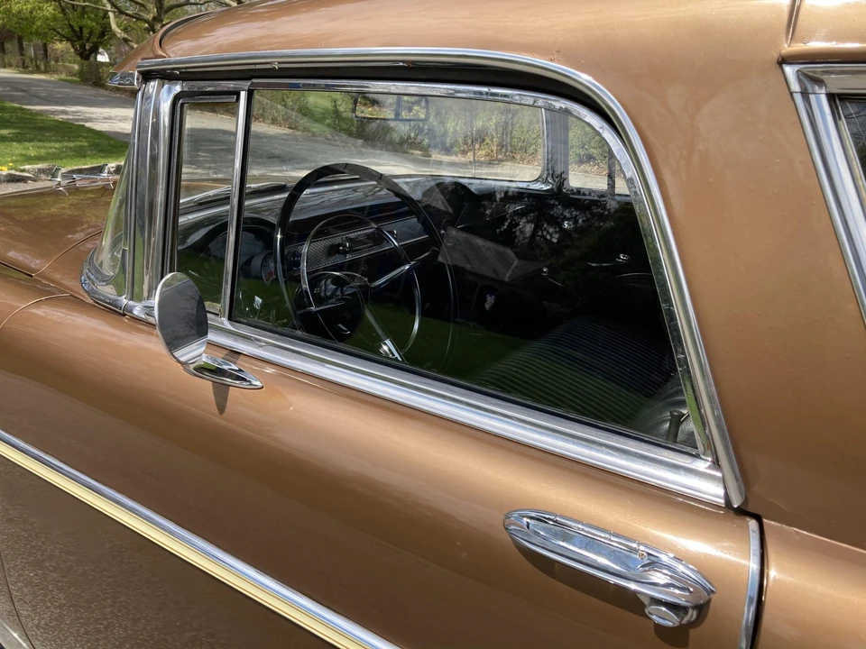 1955 Chevrolet Nomad - Image 24 of 31