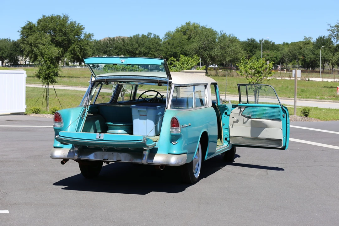 1955 Chevrolet Nomad - Image 19 of 31