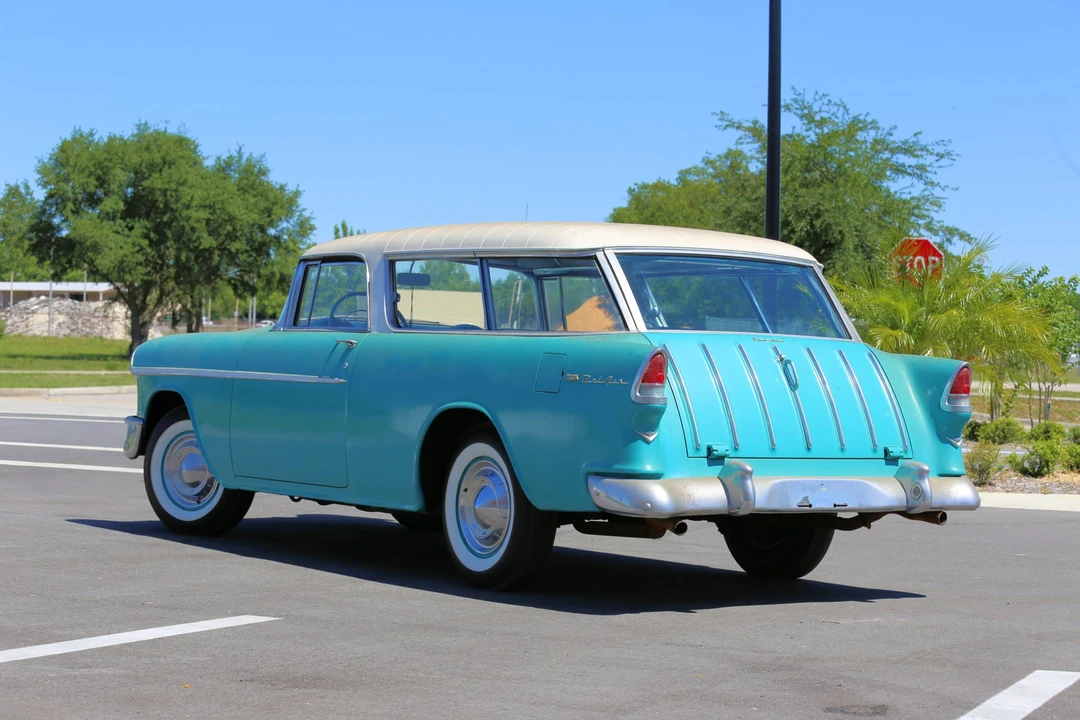 1955 Chevrolet Nomad - Image 23 of 31