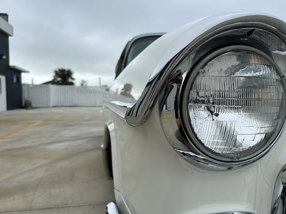 1955 Chevrolet Nomad - Image 14 of 31