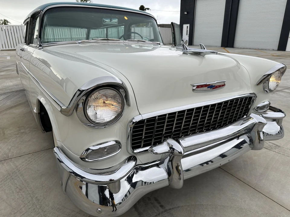 1955 Chevrolet Nomad - Image 10 of 31