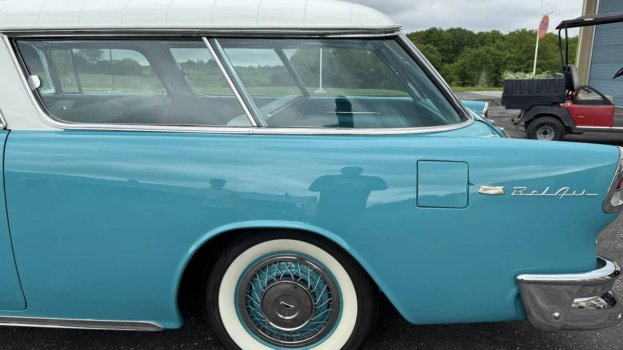 1955 Chevrolet Nomad - Image 17 of 31