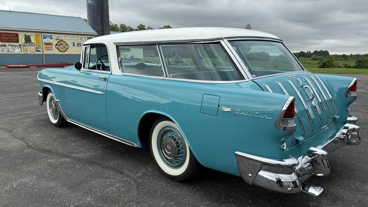 1955 Chevrolet Nomad - Image 5 of 31