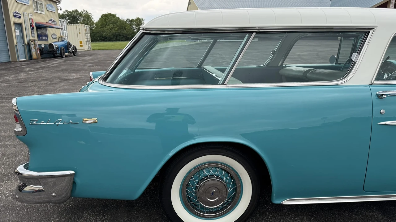1955 Chevrolet Nomad - Image 24 of 31