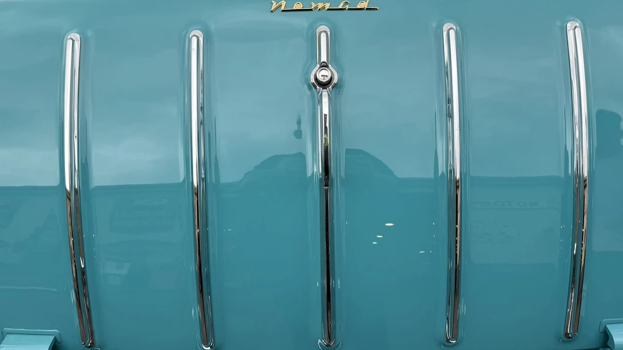 1955 Chevrolet Nomad - Image 22 of 31