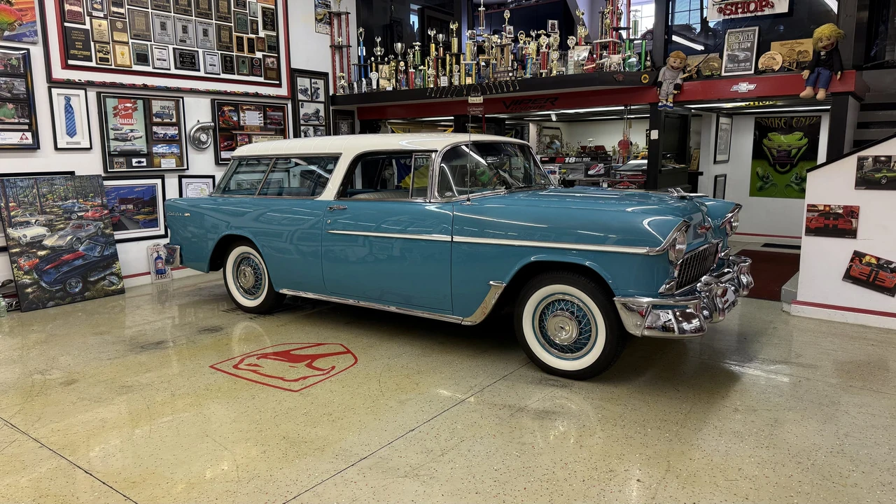 1955 Chevrolet Nomad - Image 14 of 31