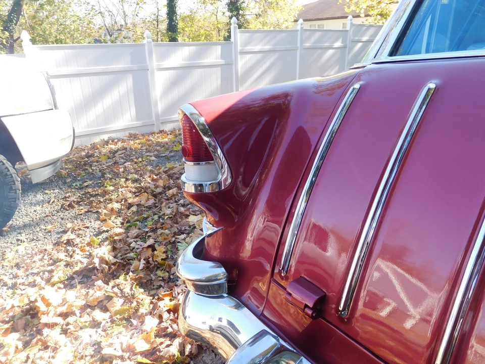 1955 Chevrolet Nomad - Image 24 of 31
