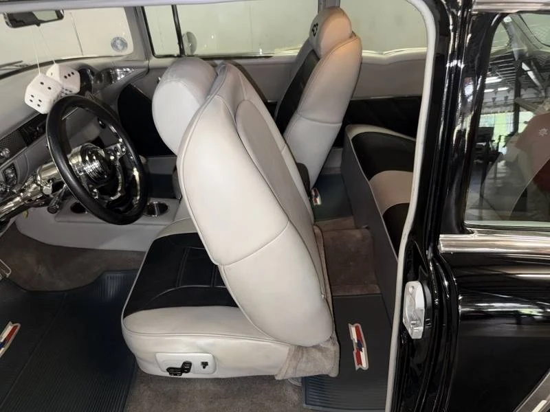 1955 Chevrolet Tri-Five Bel Air 2-Door Hardtop & Coupe - Image 24 of 31