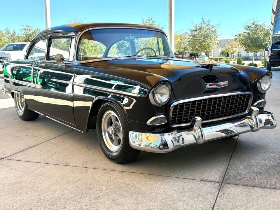 1955 Chevrolet Tri-Five Bel Air 2-Door Hardtop & Coupe - Image 3 of 31