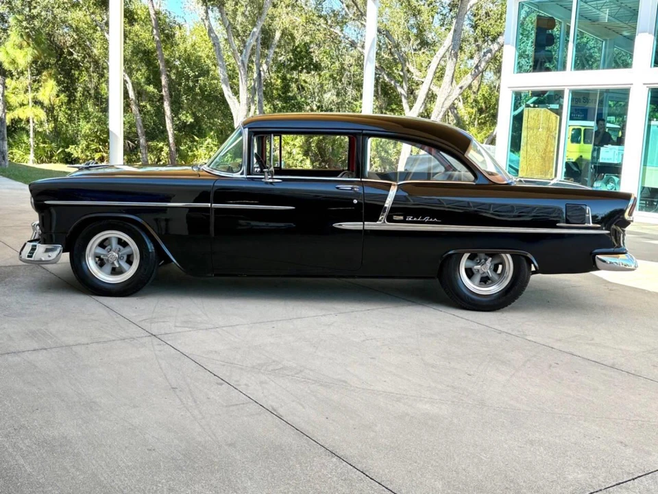 1955 Chevrolet Tri-Five Bel Air 2-Door Hardtop & Coupe - Image 10 of 31