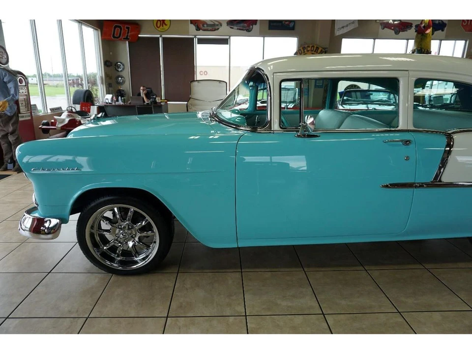 1955 Chevrolet Tri-Five Bel Air 2-Door Hardtop & Coupe - Image 9 of 31