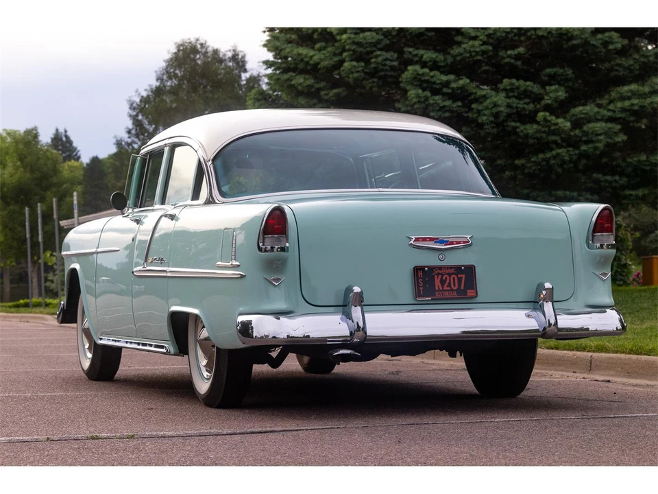 1955 Chevrolet Tri-Five Bel Air 2-Door Hardtop & Coupe - Image 10 of 31